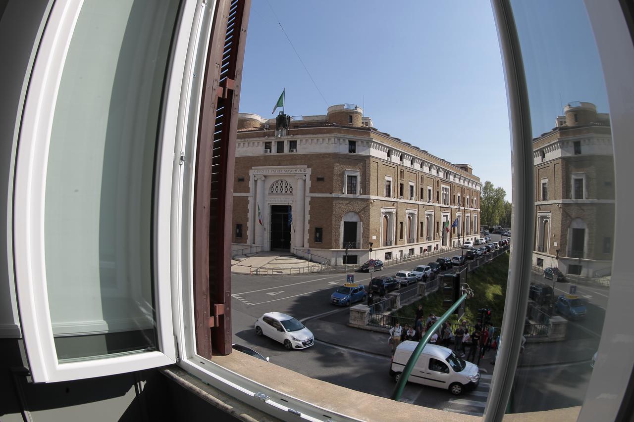 We Love Roma Guesthouse Exterior photo